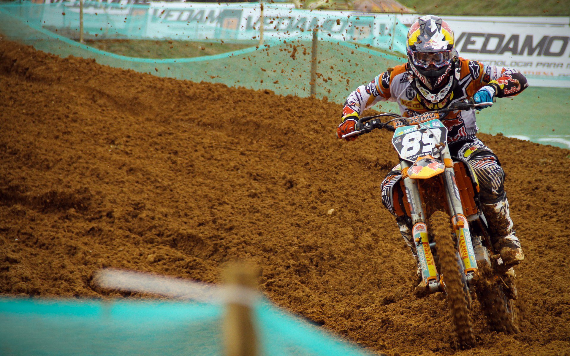 德甲：莱比锡2-1战胜汉堡，恩昆库关键进球，德甲莱比锡老板